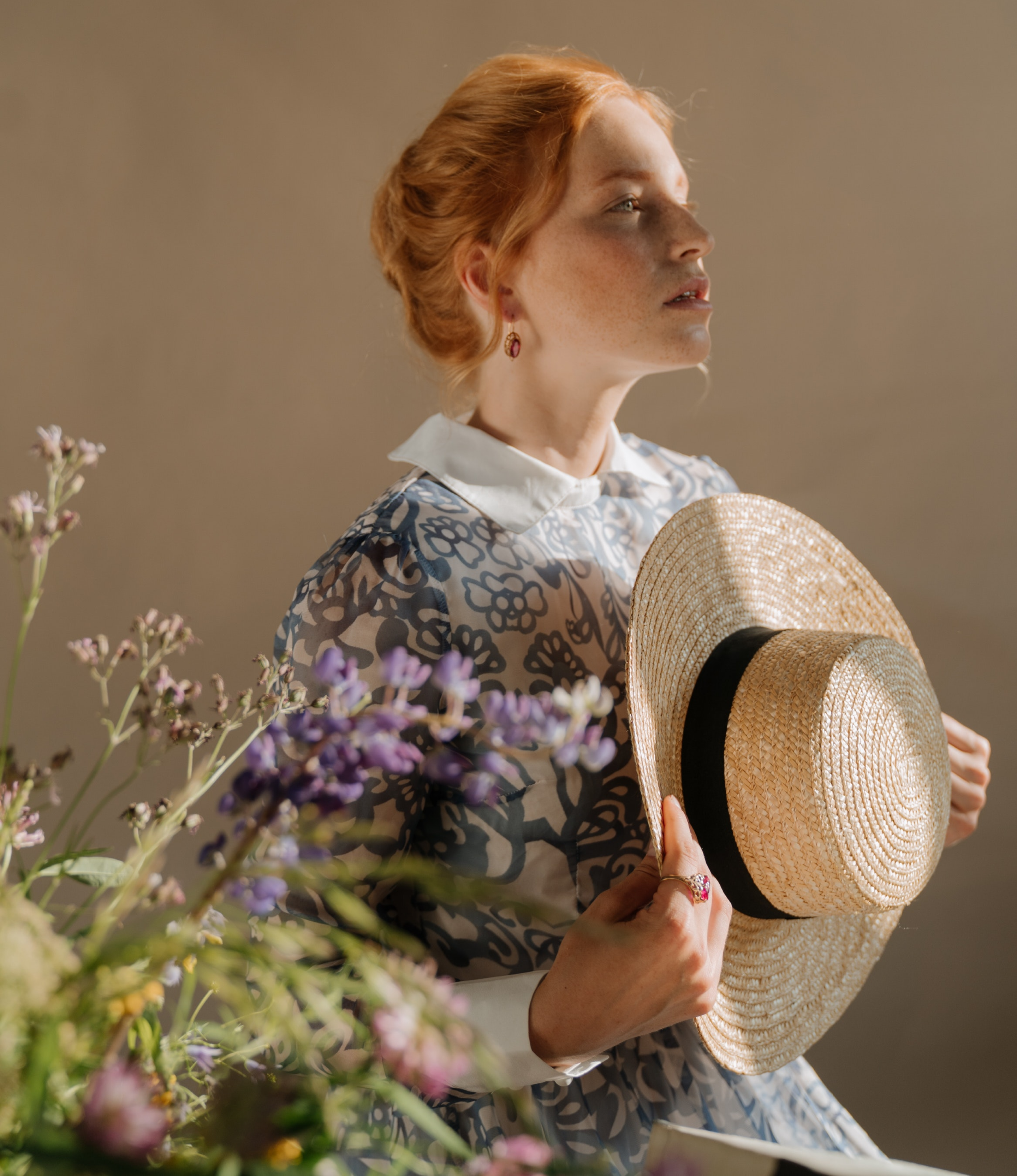 Woolen broad-brimmed hat