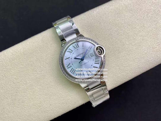 TW厂 官网新盘面看气球进口纯进口保证机芯鱼眼通透烤蓝针 一表一卡 33MM、凸面弧形表壳，蓝宝石玻璃，扭索雕纹表盘，剑形指针 商品图1