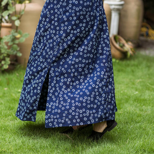 【林栖设计小店】蓝印花布系列春秋装新款蓝染印花修身长裙碎花连衣裙长款 1911220 商品图7