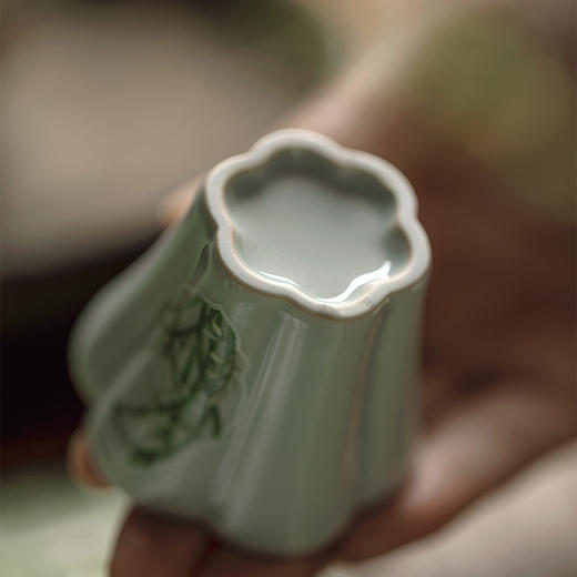 束刻 古青/海棠茶杯 口径5.4cm 高4.5cm 满容30ml 古青手绘兰花绣球花茶杯文人器功夫茶具海棠茶杯花口小品茗杯 商品图3