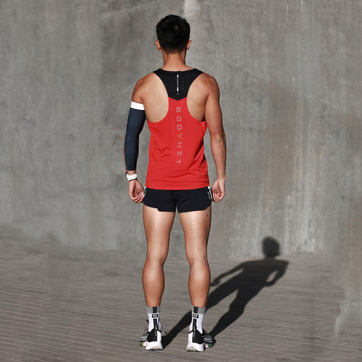 身体智慧 BODYWIT 男款 赤乌 马拉松跑步背心 商品图6