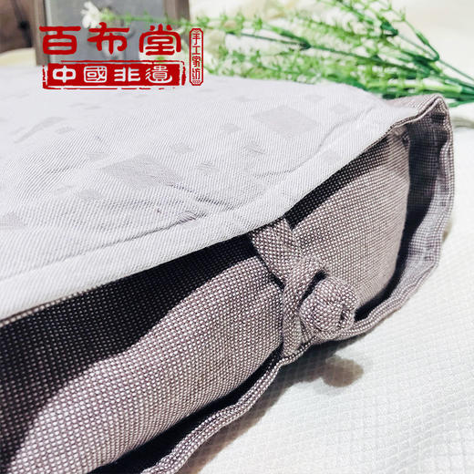 （乡村振兴商品）百布堂古风盘扣养生护颈枕 商品图4