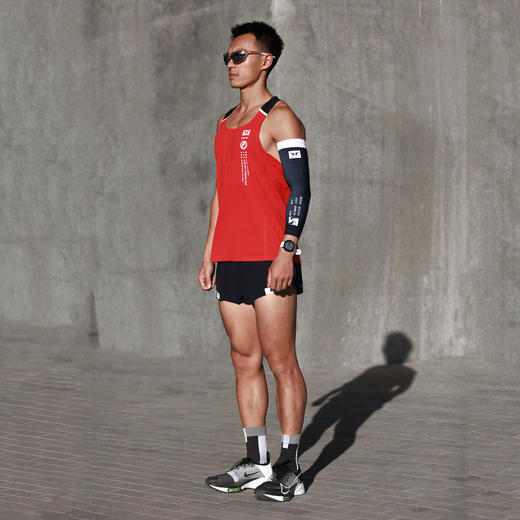 身体智慧 BODYWIT 男款 赤乌 马拉松跑步背心 商品图5