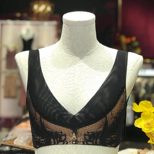 【秒杀品不退不换】皇家丽美无钢圈收副乳聚拢文胸WW1628-2 商品图2