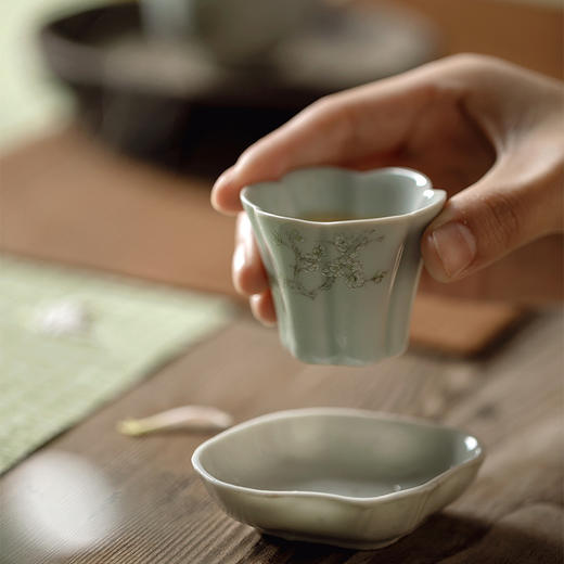 束刻 古青/海棠茶杯 口径5.4cm 高4.5cm 满容30ml 古青手绘兰花绣球花茶杯文人器功夫茶具海棠茶杯花口小品茗杯 商品图1