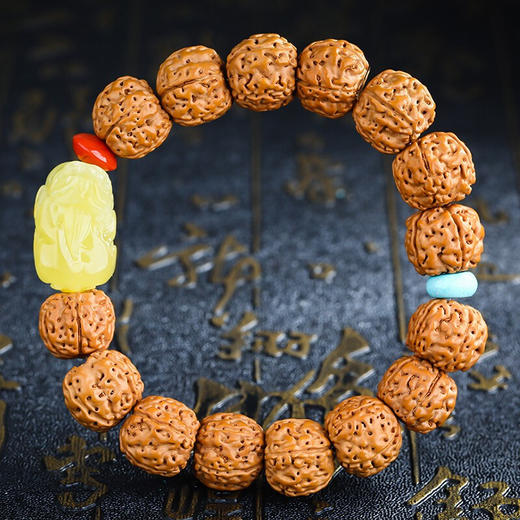 六鑫珠宝 尼泊尔五瓣爆肉双龙纹大金刚菩提手串 金刚菩提+绿松石+蜜蜡+南红 13-14mm 商品图8