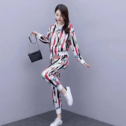 HRFS-WH77029新款潮流时尚气质休闲印花外套裤子两件套 商品图1