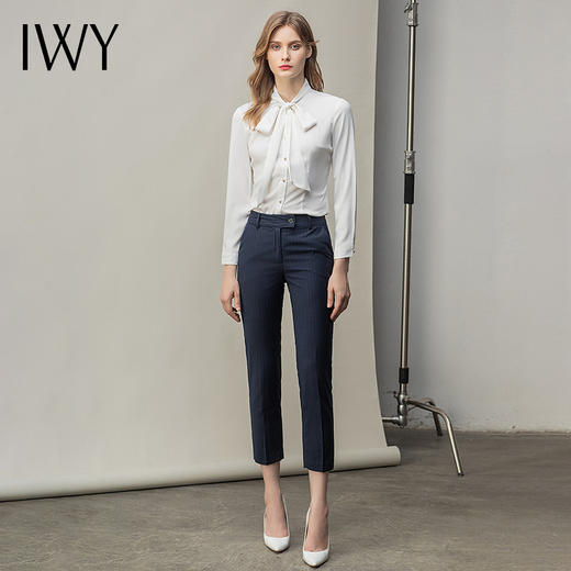 IWY/白色职业衬衫套裤蝴蝶结小众设计时尚气质两件套办公服OL名媛 B180+P10345 商品图2