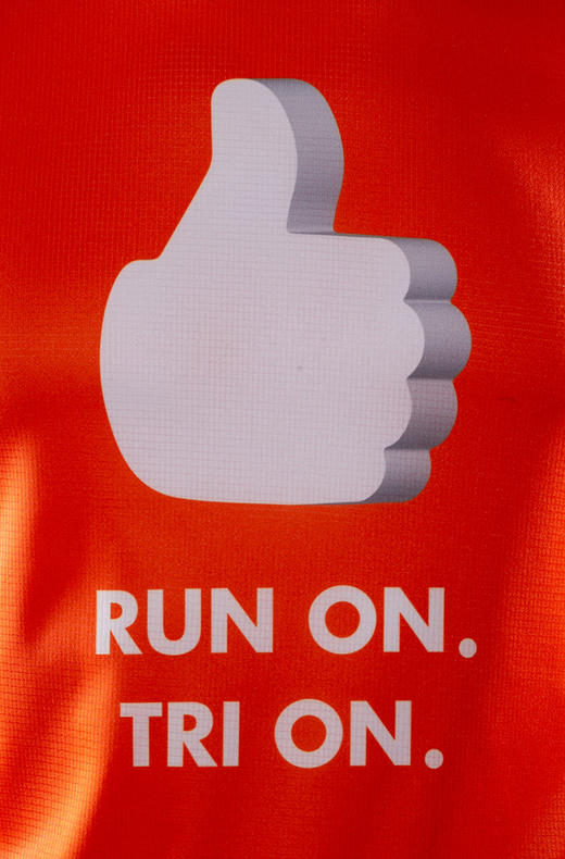 严素跑步TEE,点个赞,男/女款,轻量 短袖T恤 速干快干 严素态度 商品图4