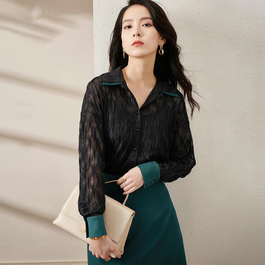 剩S/L 芳外新品蕾丝衬衫半裙套装2025新款秋季蕾丝衬衫A字半裙女式套装 商品图1