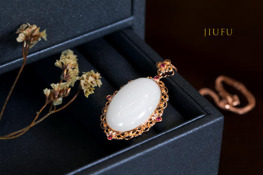 18K玫瑰金和田玉（白玉）镶钻吊坠--繁花似锦 /蛋面20*30*8mm 商品图1