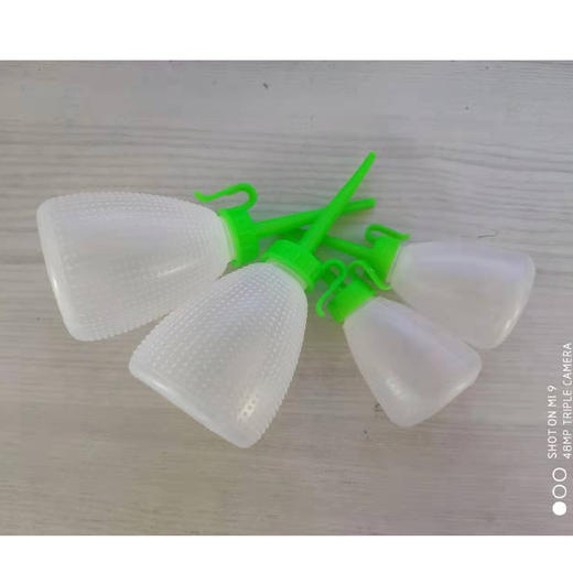 带挂勾油壶  胶水瓶  胶水壶 商品图0