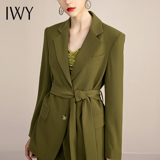 IWY/军绿色高端商务西装短裤正装女设计感时尚职业套装气质工作服 213112C1+P5 商品图4