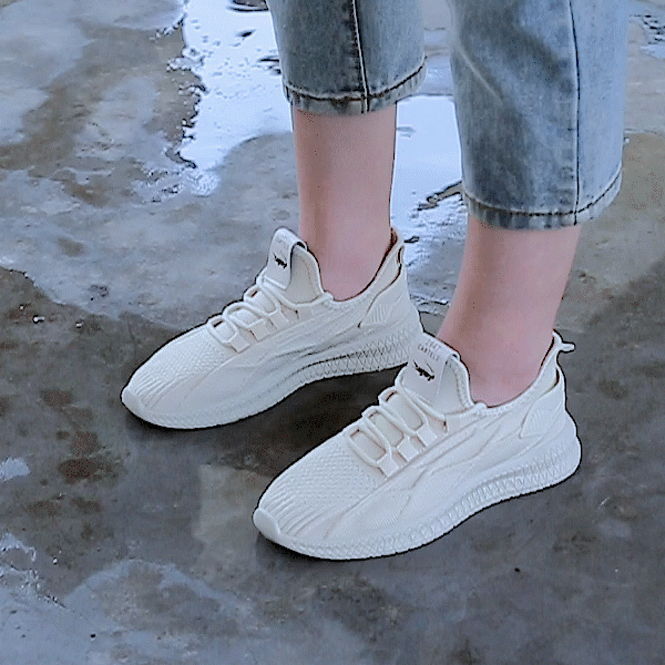  滑倒100次后，终于找到了它！防水防滑又透气，暴雨天踩水坑都不湿脚 