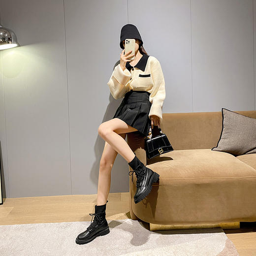 妃伊斯 炸街黑色拼接款短靴 商品图6