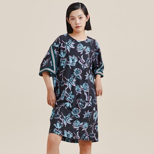手绘花朵印花连衣裙 商品图0