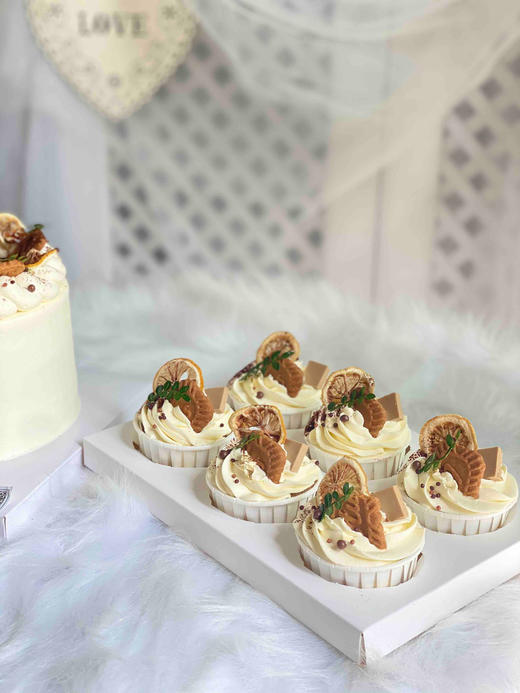 新派口味组合cupcake甜蜜下午茶，口感和颜值缺一不可的杯子蛋糕。 商品图13