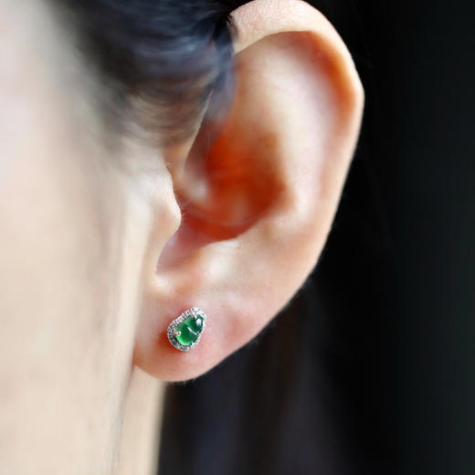 高冰种湖水绿翡翠葫芦耳钉18k白金钻石镶嵌 商品图9