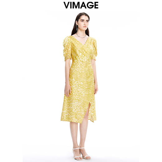 VIMAGE纬漫纪秋季新品V领简约时尚泡泡袖高腰开叉连衣裙V1607250 商品图3