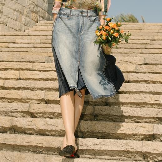 谜底半截裙2021夏季新款帅气拼接雪纺压褶纯棉牛仔半裙213MB1679 商品图0