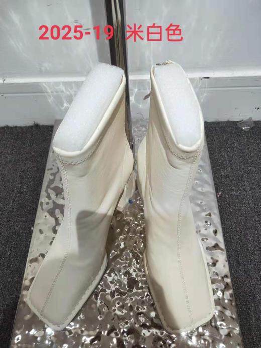 2025-19#方头胎羊皮高跟短靴 商品图0