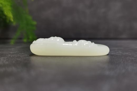 【御珠宫坊·传藏系列】羊脂白玉子料花佛牌 商品图3