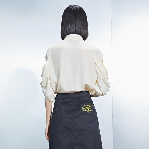 MIIDII/谜底镂空袖衬衫女21夏新品尖领衬衣H型质感上衣212MC0855 商品图2