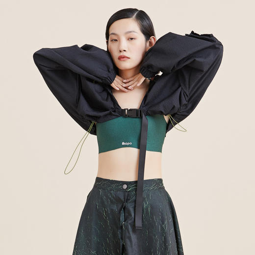 MIIDII/谜底21夏新品轻薄透气机能风连帽短外套女防晒衣212MW0954 商品图0