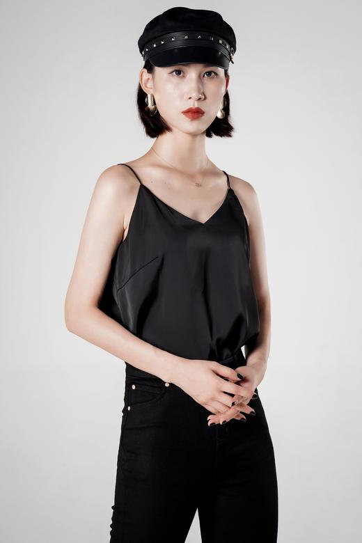 【内购不退换】臣禾百搭吊带背心打底上衣	9213052876 商品图1