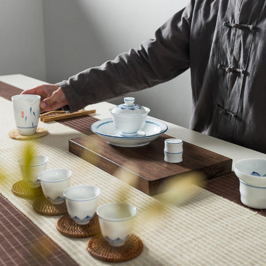 【彼岸花开盖碗套组】【清莲/子母线】手绘茶具套装 现代简约12头陶瓷干泡茶具盖碗组 商品图3