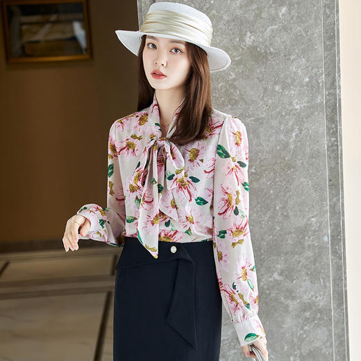 XZ-SY8081早秋新款韩版别致设计感小众职业碎花雪纺女士衬衫女夏薄款 商品图1