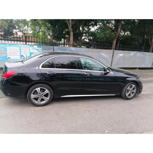 【特价月租-北京】奔驰 C级 260L 商品图4