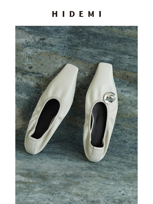 HIDEMI波纹金属扣小羊皮平底鞋 商品图3