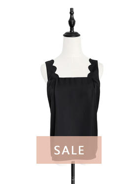 TYNVIE 波浪纹肩带方领背心 - 黑色