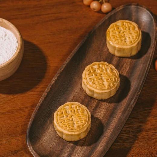 【新疆无蔗糖月饼】手工月饼 牛奶冬蓉饼礼盒装50克x6枚/盒x2盒（三个三年牛奶芝士+牛奶蛋黄）放冰箱一下又另外一个口感 商品图8