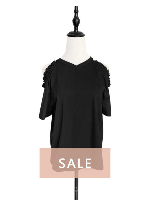 TYNVIE 露肩花边装饰短袖T恤 - 黑色 商品图0