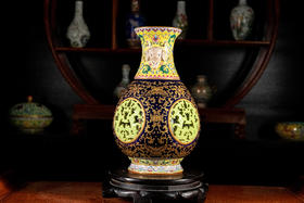 霁蓝描金开光夔龙纹象耳转心瓶