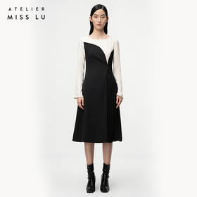 【密林小径】流畅曲线黑拼米白风琴折收腰长袖连衣裙/0000741A