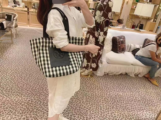 减龄小清新！🌱TB专柜款PIPER GINGHAM 小号购物袋￥1299直邮 商品图3