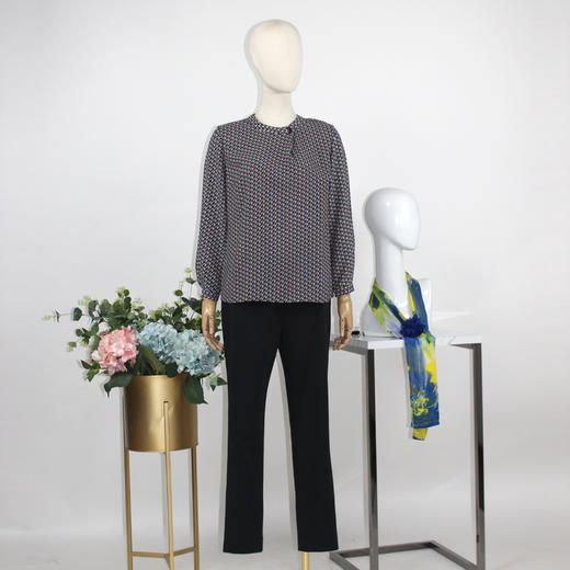 FOCALS福柯斯女装秋季新款圆领套头上衣几何印花衬衫FYJCN712BV 商品图4