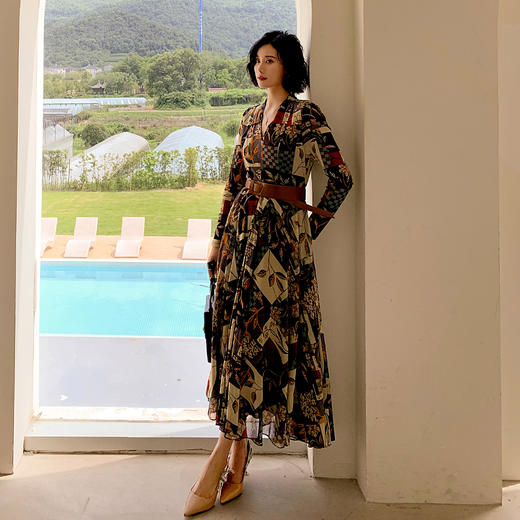 FOCALS福柯斯秋季新款针织网布长袖V领印花连衣裙F2Y7X016RV 商品图3