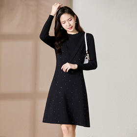 【假两件显瘦针织连衣裙】，简约领口，面料舒适弹力，9813051348