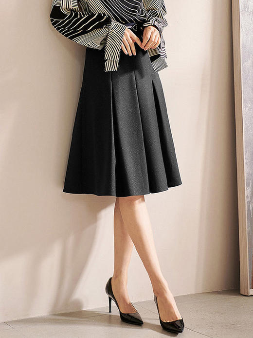 剩S 米思阳2024秋装新款知性优雅黑色A字裙高腰显瘦松紧腰半身裙0604 商品图3