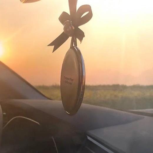 价值1000+ 原单货！祖玛珑迷人车载香便携随行香薰 戒不掉的味道！皮质外壳+质感满分 车载香薰/随身携带/放衣橱/放包包 商品图3