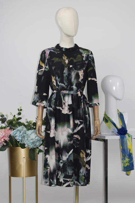 FOCALS福柯斯秋季圆领七分袖水墨印花连衣裙F2YCX582GV 商品图5