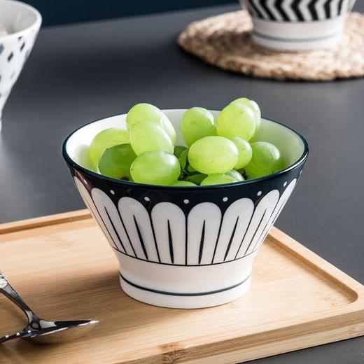 日式高脚碗5寸斗笠碗釉下彩陶瓷餐具可爱饭碗面碗防烫水果沙拉碗 商品图3