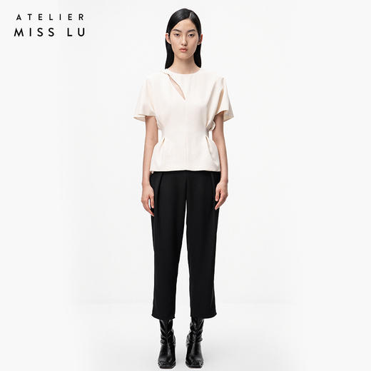 【镂空戏法】细叶镂空对折收腰落肩造型米白上衣/ 00203 商品图0