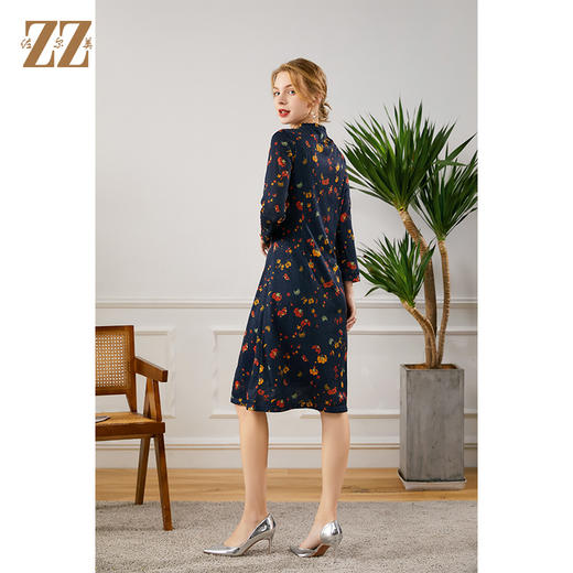 佐尔美2021年秋季新款 荷叶领气质百搭修身碎花连衣裙E13LL25 商品图4