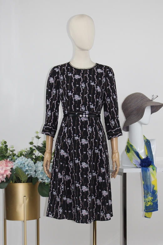 FOCALS福柯斯秋季七分袖修身圆领印花A摆连衣裙FRGCX583PV 商品图5