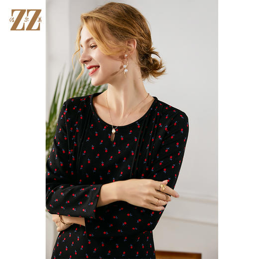 佐尔美2021年秋季新款 A字摆修身高腰包边圆领连衣裙E13LL31 商品图3